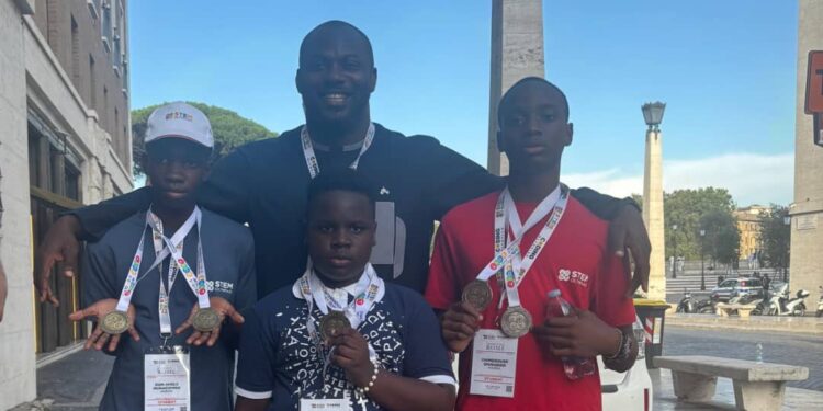 Nigerian Genuises Conquer In Rome, Win 4 Gold Medals At International STEM Olympiad